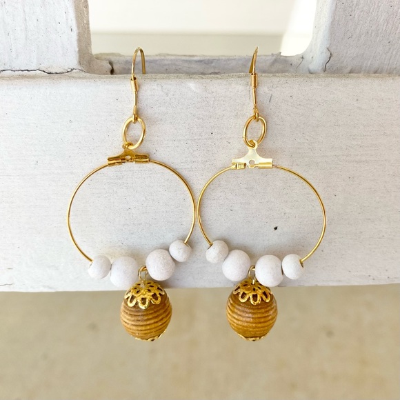 Handcrafted Boho Vibes Beaded Dangling Hoop Earrings - Picture 4 of 6